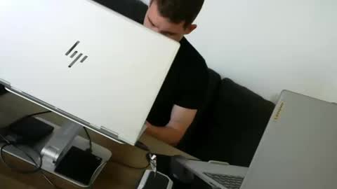 Snapshot of sultansgirls chatting on September 2025 05:35:01 PM The Sultan online show from September 2025 05:35:01 PM