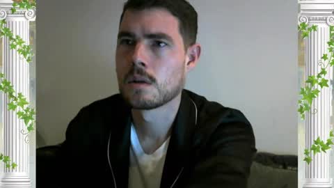 Snapshot of sultansgirls chatting on October 2025 07:37:01 PM The Sultan online show from October 2025 07:37:01 PM