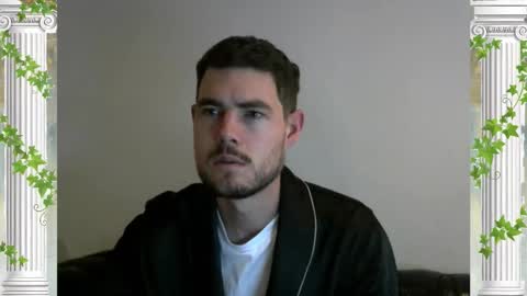 Snapshot of sultansgirls chatting on October 2025 03:12:01 PM The Sultan online show from October 2025 03:12:01 PM