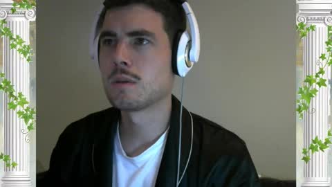 Snapshot of sultansgirls chatting on October 2025 03:17:02 AM The Sultan online show from October 2025 03:17:02 AM