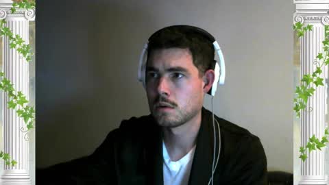 Snapshot of sultansgirls chatting on October 2025 07:12:02 AM The Sultan online show from October 2025 07:12:02 AM