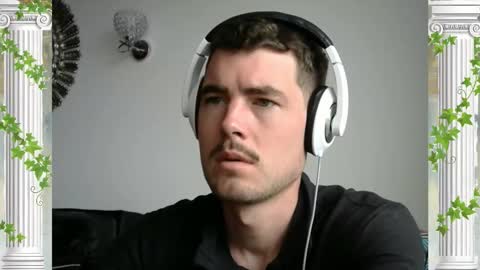 Snapshot of sultansgirls chatting on November 2025 05:35:01 PM The Sultan online show from November 2025 05:35:01 PM