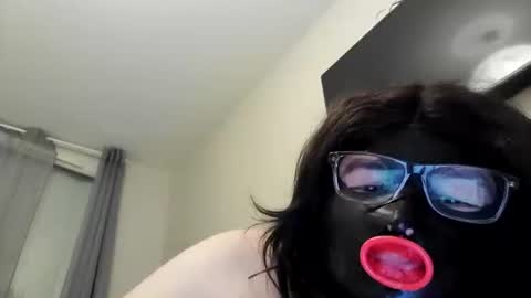 Sumiso online show from March 2026 02:49:01 AM