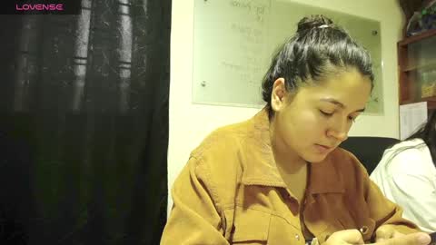 summer_girls01 online show from February 2025 10:03:01 PM