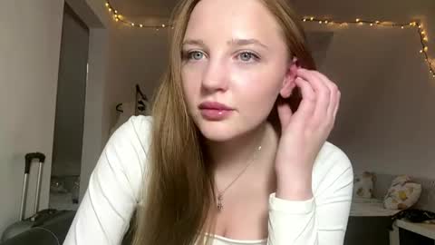 Taya online show from May 2026 06:38:02 PM