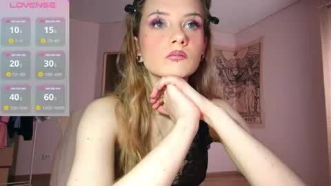 summerhazee online show from June 2026 07:05:02 PM