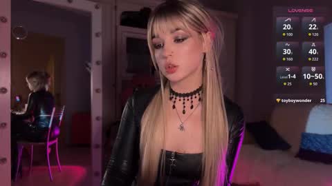 Snapshot of sun_for_you chatting on December 2025 11:23:02 PM Miss Nelly online show from December 2025 11:23:02 PM