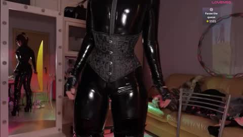 Snapshot of sun_for_you chatting on February 2026 05:11:02 PM Miss Nelly online show from February 2026 05:11:02 PM