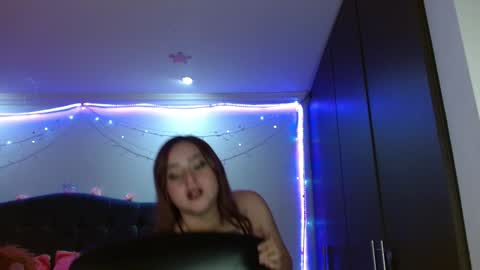 Snapshot of sunflower_dance chatting on December 2024 01:14:01 AM Jeraldine online show from December 2024 01:14:01 AM