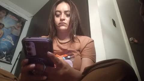 Snapshot of sunflower_dance chatting on October 2025 09:47:02 PM Jeraldine online show from October 2025 09:47:02 PM