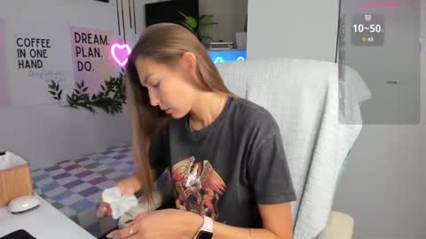 Snapshot of sunlightsofia chatting on September 2025 11:25:01 AM Sofia online show from September 2025 11:25:01 AM