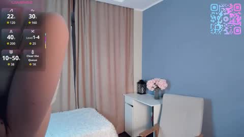 Kiki online show from March 2026 01:20:01 AM