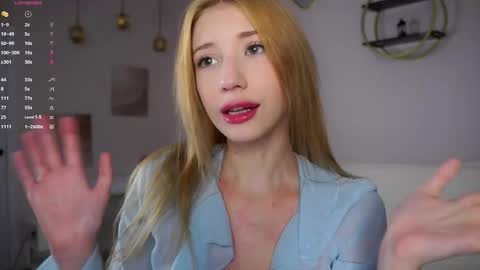 Lily online show from December 2025 02:58:02 PM