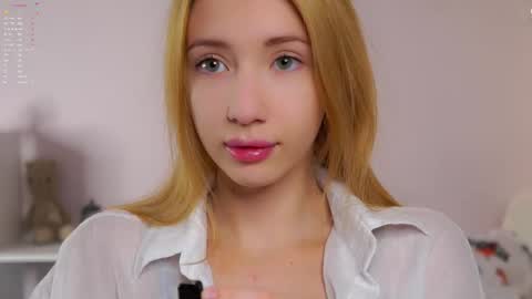 Lily online show from January 2026 02:43:01 PM