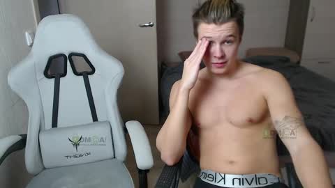 Alice and Sergey online show from March 2025 10:14:02 AM