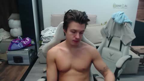 Alice and Sergey online show from November 2025 07:07:01 AM