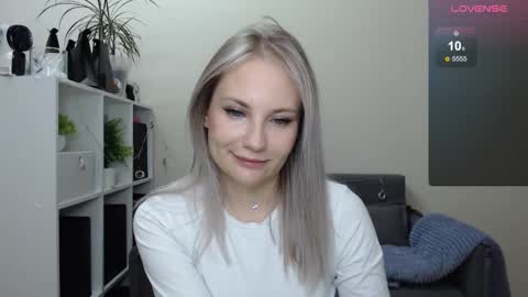 Naomi online show from January 2025 06:46:01 PM