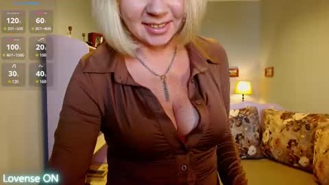 Snapshot of sunny_katty chatting on July 2026 11:34:01 AM Sunny Katty online show from July 2026 11:34:01 AM