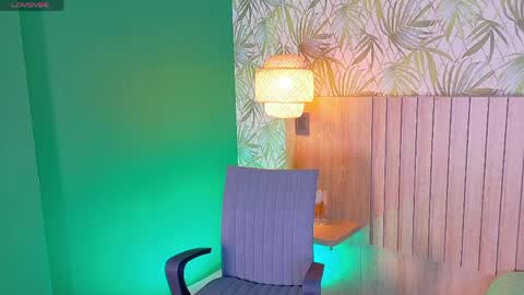 Sunny River online show from May 2026 12:00:01 PM