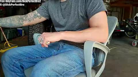 sunny valentine online show from March 2026 01:00:01 PM