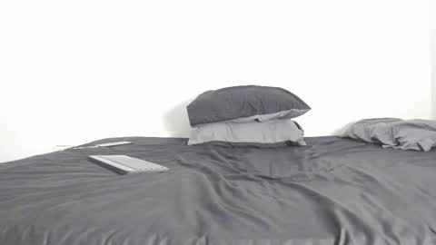 Snapshot of sunnyandevan chatting on September 2025 01:16:02 AM Christian Vanessa online show from September 2025 01:16:02 AM