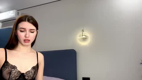 Snapshot of sunnyhathcox chatting on March 2026 08:08:02 AM Christina online show from March 2026 08:08:02 AM