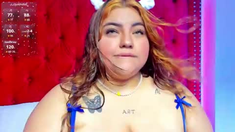 Snapshot of sunnyhoney_ chatting on June 2026 12:18:01 PM Sunny online show from June 2026 12:18:01 PM