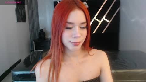 Susana   Mejia online show from April 2026 01:41:01 PM