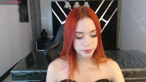 Susana   Mejia online show from April 2026 12:39:01 PM