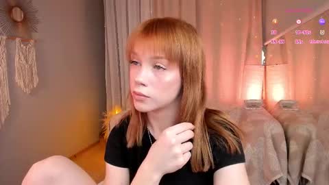 sunrisee_ online show from February 2026 05:03:01 PM