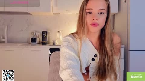 Snapshot of sunsally chatting on March 2025 08:32:02 PM Sally online show from March 2025 08:32:02 PM