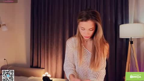 Snapshot of sunsally chatting on March 2025 10:07:02 PM Sally online show from March 2025 10:07:02 PM