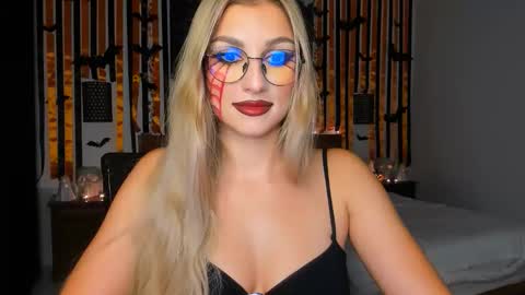 Snapshot of sunsetwithava chatting on October 2025 11:55:01 AM sunsetwithava online show from October 2025 11:55:01 AM