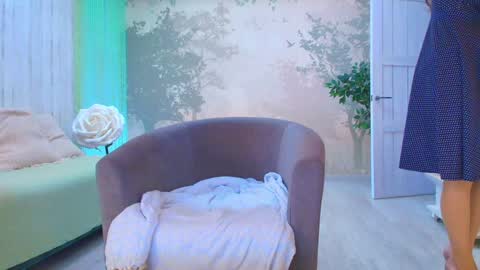 Eva  online show from February 2026 04:16:02 AM