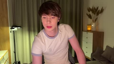 sunshinealex online show from February 2026 01:09:02 AM