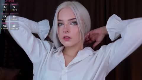 Snapshot of sunshinegirlx chatting on September 2025 02:47:02 AM Alice online show from September 2025 02:47:02 AM