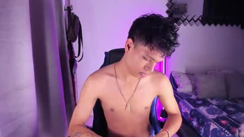 Snapshot of super_boys2 chatting on November 2025 04:45:02 AM ALEX online show from November 2025 04:45:02 AM