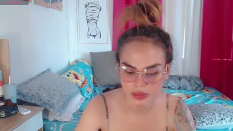 Im val online show from October 2025 04:24:02 AM