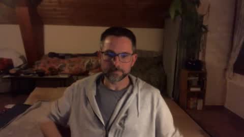 supersquirrel81 online show from December 2025 06:27:02 PM