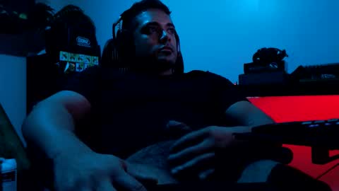 Snapshot of supertoaster69 chatting on March 2026 06:19:02 AM supertoaster69 online show from March 2026 06:19:02 AM