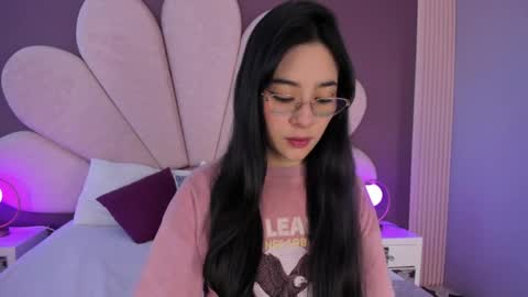 Snapshot of susa1userma_ chatting on June 2026 11:45:02 AM Susann online show from June 2026 11:45:02 AM
