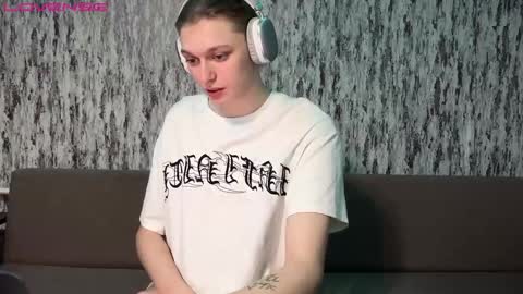 Snapshot of susan228 chatting on January 2025 10:37:01 PM Vladiva online show from January 2025 10:37:01 PM