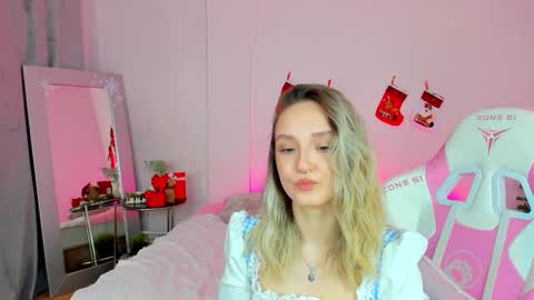 Annie online show from December 2024 04:33:02 AM