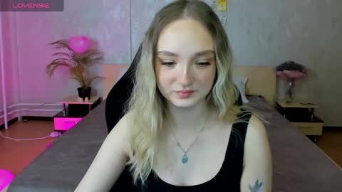 Annie online show from February 2025 12:43:01 AM