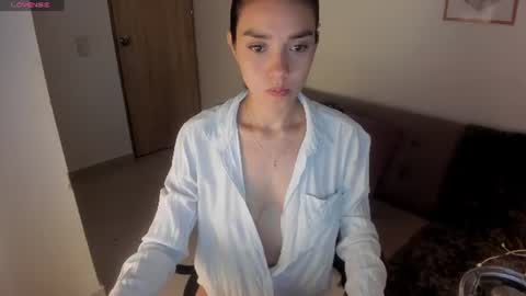 Snapshot of susan_arango chatting on July 2026 12:02:02 AM susan love online show from July 2026 12:02:02 AM