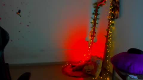 Dani online show from December 2025 07:30:02 PM