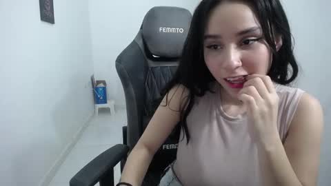 susana lopez online show from February 2025 06:14:01 AM