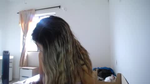 Snapshot of susanaduncann chatting on February 2025 08:49:01 PM Susana online show from February 2025 08:49:01 PM