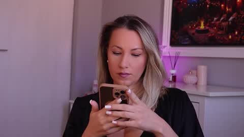 Snapshot of susanjewel chatting on October 2025 08:11:02 AM SusanJewel online show from October 2025 08:11:02 AM