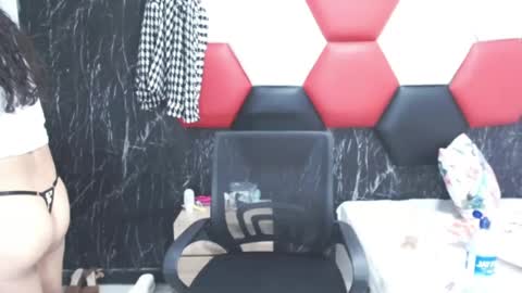 susanleroy online show from December 2024 02:59:01 AM